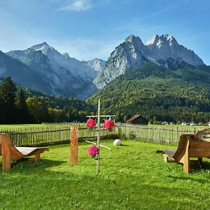 Hotel Garni Laengenfelder Hof, Grainau